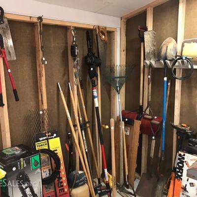 Assortment of nice tools