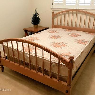 Knob Hill full bed