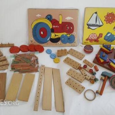 MVT010 Vintage Wood Toys - Puzzles, Sorter, Tops, Yoyo & More
