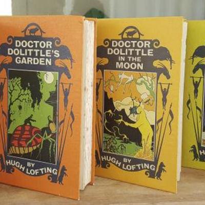 MVT167 Vintage Doctor Doolittle Five Volume Book Set
