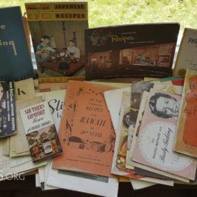 MVT192 Vintage Pamphlets - Recipes, Household Hints & More

