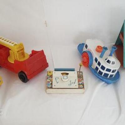 MVT015 Vintage Fisher Price Toys - A Frame, School Bus & More
