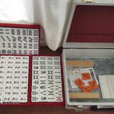 MVT212 Mahjong Set Tan/Brown Small American Size
