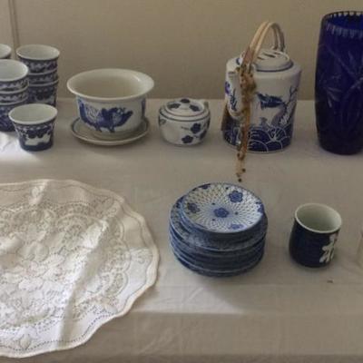 MVT101 Blue & White Ceramic Teapots, Teacups, Blue Lead Crystal Vase
