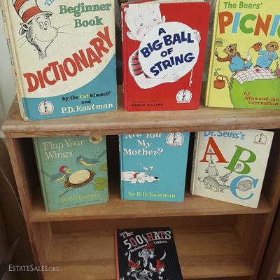 MVT171 Vintage Hardcover Dr. Seuss Books
