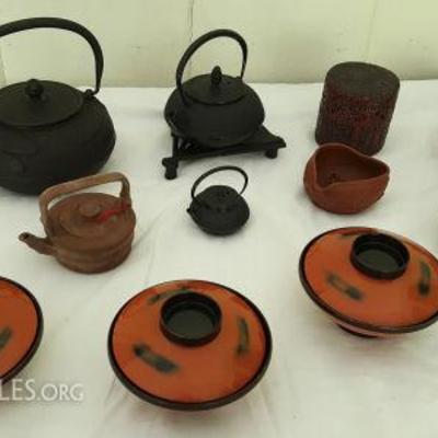 MVT112 Japan Cast Iron Teapots, Plastic Lacquerware & More
