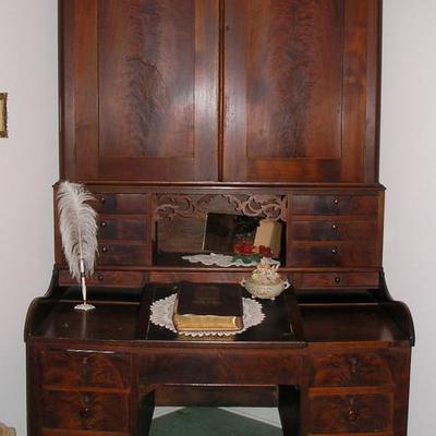 Mid 19th Century Sheraton Style Plantation Desk
