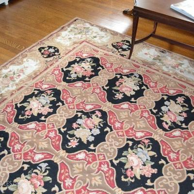 Rug measures approx. 10' X 13'