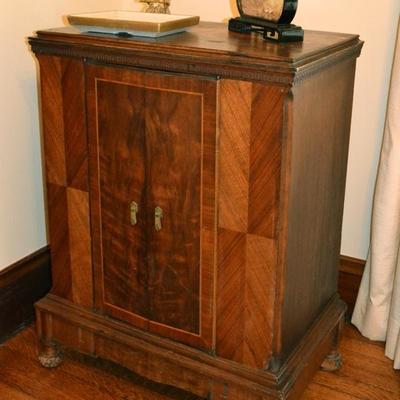 Marquetry cabinet
