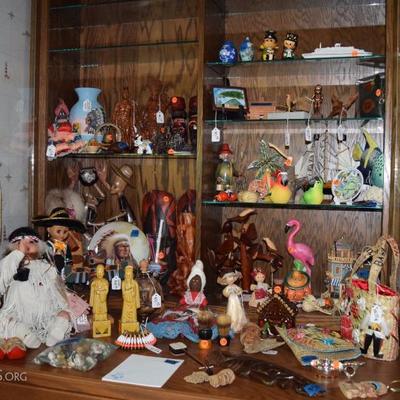 ethnic souvenirs and collectibles 
