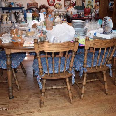 kitchen table with 6 chairs 