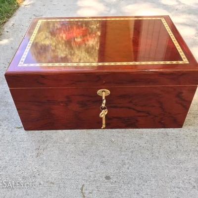 Gorgeous humidor from 1959