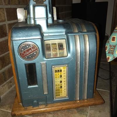 Vintage Columbia 5 cent slot machine
