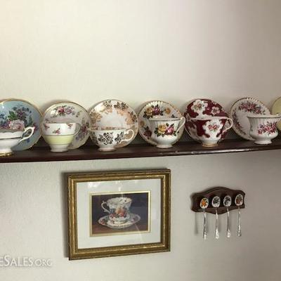 Vintage tea cups and matching saucers, Spoons and picture, All nicely make for a lovely display