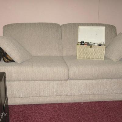 great condition fold out couch 