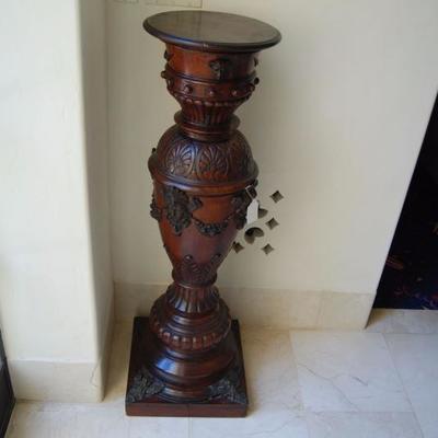FRENCH 19TH CENTURY WALNUT PEDESTAL WITH BRONZE ACCENTS - HEIGHT: 4'