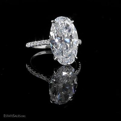 Appraised Retail Value: $850,000. Asking: $450,000. Platinum 5.64 ct oval diamond ring, GIA certificate number# 1146993026, D/Internally...