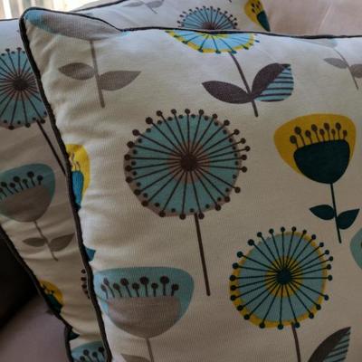 Decorative Throw Pillows