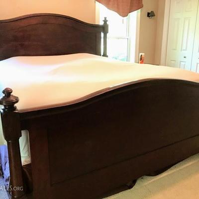 Restoration Hardware Kingsize Bedframe