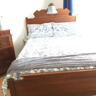 1800,s Bed... Double bed 1/2 off Mattress available Separately 