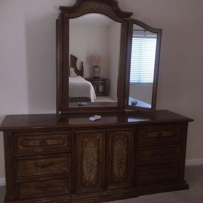 Mirrored master bedroom dresser, measurements in later picture