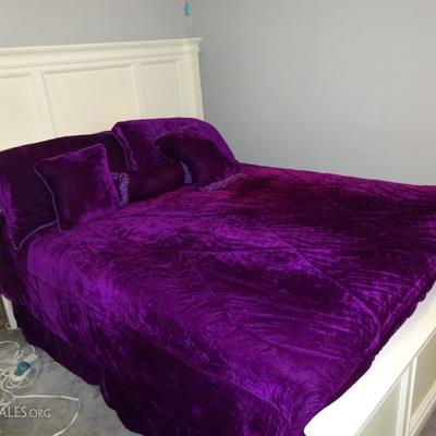 queen white bed with new sealy posturpedic mattress