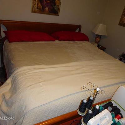 king bed with sealy posturpedic mattress