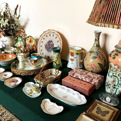 More knickknacks, antiques, and glassware