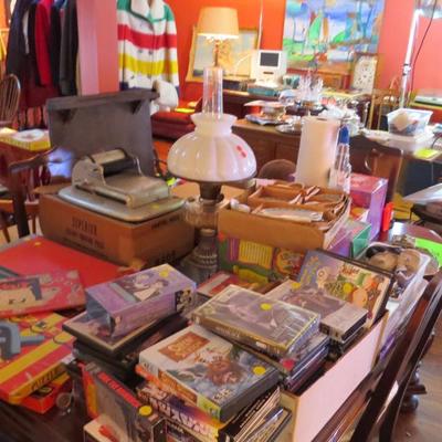 Estate sale photo
