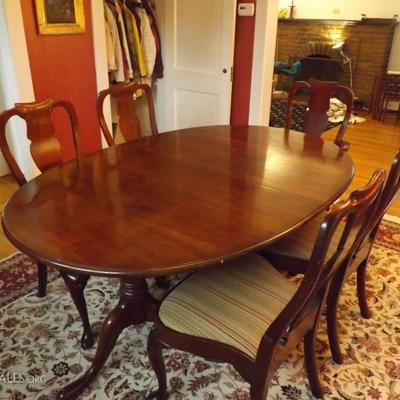 Dining Room Table with 8 Chairs 68