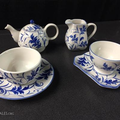 Andrea by Sadek tea set