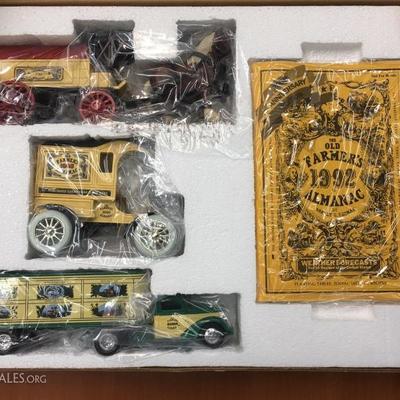 Farmer's Almanac banks