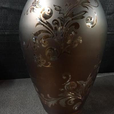 Cut to clear vase