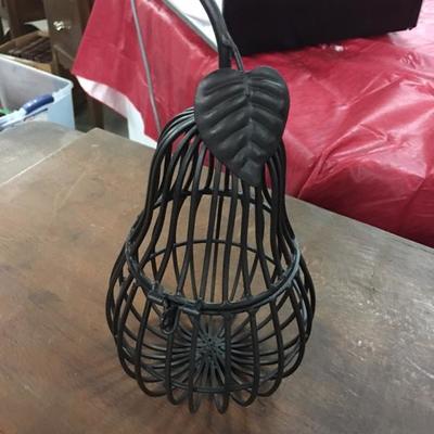 Metal pear