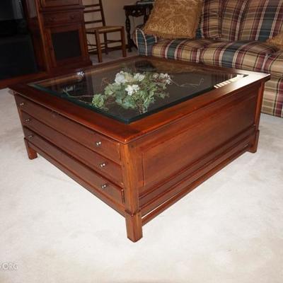 square coffee table 