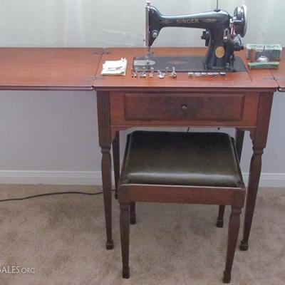 Vintage Singer Electric Sewing Machine Model 66-16, Serial #AG 637487 in Original Mahogany Cabinet