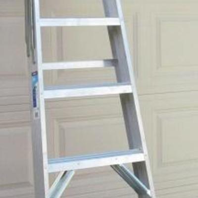 Werner 8' Aluminum Ladder