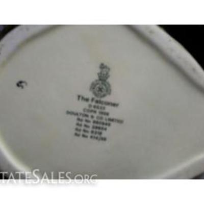 ROYAL DOULTON THE FALCONER COLLECTIBLE MUG
