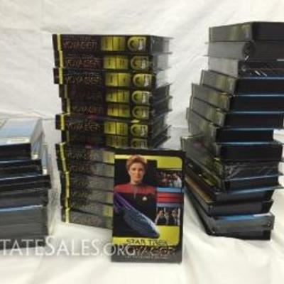 STAR TREK VOYAGER THE COLLECTORS EDITION 35 VHS TAPES!!!