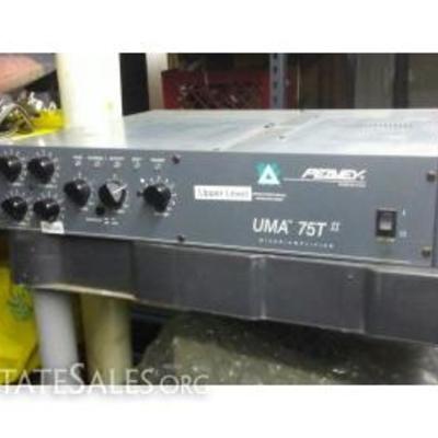 Peavey UMA75TII Mixer/Amplifier