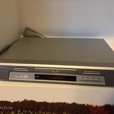 Sharp DV-740 DVD player