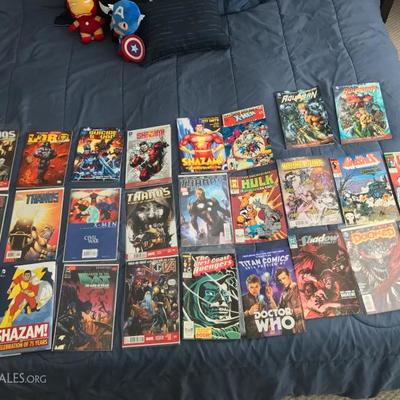 Marvel Comics, DC Comics