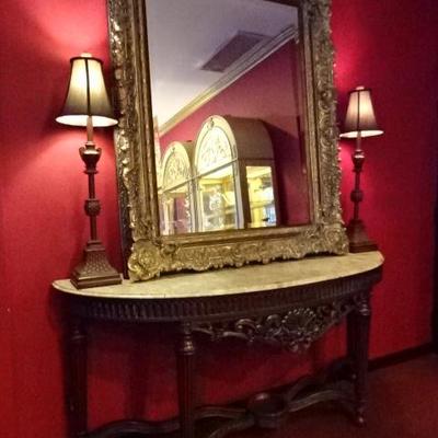 LARGE GEORGIAN STYLE MIRROR WITH GOLD FINISH FRAME