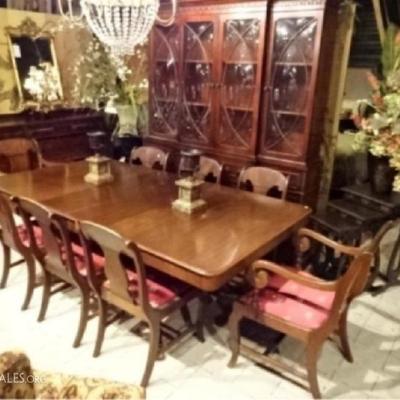 9 PC REGENCY STYLE DINING TABLE WITH 8 CHAIRS