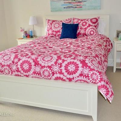 Pottery Barn Teen queen bed and matching nightstands