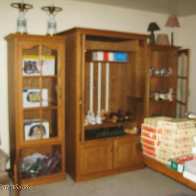 oak entertainment center, leave the center unit and you would have a nice curio cabinet