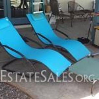 Vivere Wave Loungers