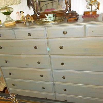 Chest of drawers $240
63 X 17 X 49 1/2