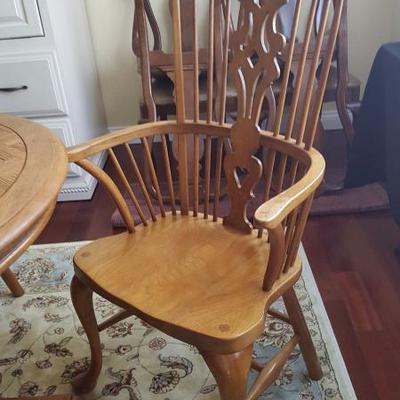 spindle back chair to dining table 