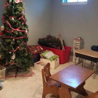 Basement with Christmas décor and bonus items 